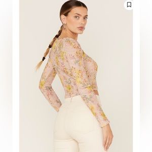NWOT: Free People Angelina Floral Print Crop Top In Light Pink